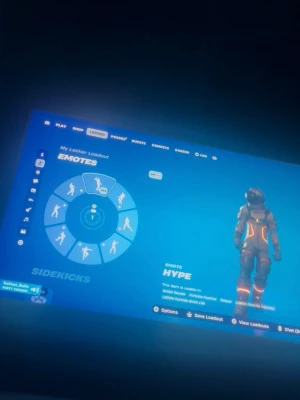 Säljer og konto f - Säljer ett Fortnite-konto med många rare skins och danser samt första glidern mako ock fresh som aldrig kommer komma ut igen, direkt när ni swishat får ni Mailen p lösen 