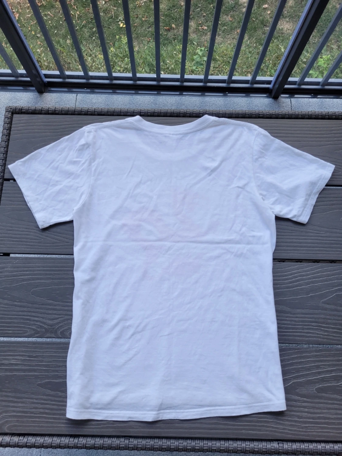 Vit t-shirt med dean blunt motiv - 1