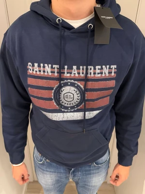 SL hoodie  - Sprillans ny hoodie! Nyskick, storlek S/M! Tags sitter kvar! Vid minsta fundering kontakta oss✔️