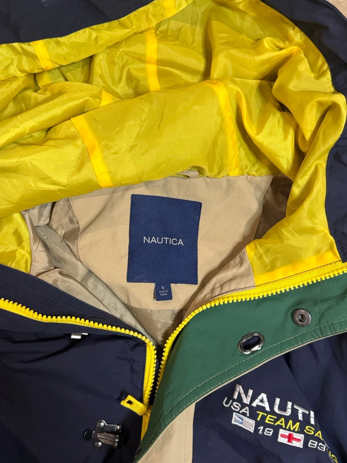 Nautica tvåfärgad vindjacka med huva - 2