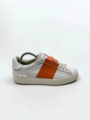Valentino Open Sneakers - Valentino Garavani Open Sneakers | Storlek 37,5 | Skick 8/10 | Nypris ca 7 700 kr | 100% autentiska |