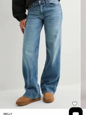 Nelly jeans  - Säljer dessa Nelly jeans i storlek 38 då de är för stora för mig, använda men bra skick, nypris 699💕