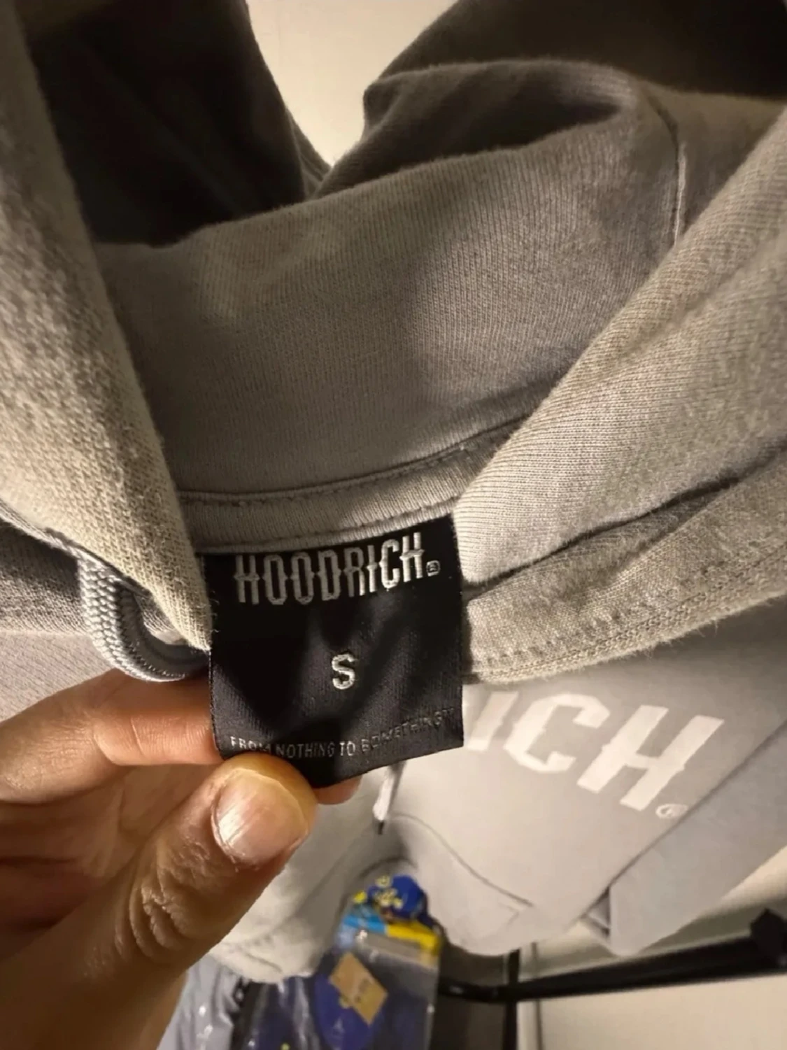 Grå HOODRICH hoodie med tryck - 3
