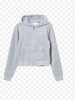 Grå zip hoodie från Juicy Couture - Snygg grå hoodie från Juicy Couture med dragkedja framtill och känguruficka. Tillverkad i mjukt material och har en klassisk huva. Perfekt för en chill och avslappnad stil. Bara använd några gånger och sitter jättefint🩷🫶🏼