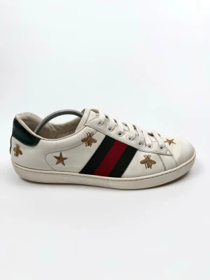 Gucci Ace Skor  - Gucci ace skor | Storlek UK 8,5 / 42,5 | Skick 8,5/10 | Nypris ca 7300kr | 100% autentiska |