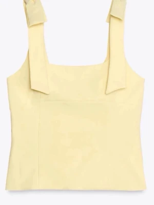 Zara topp gul - Använd några gånger, väldigt bra skick💕