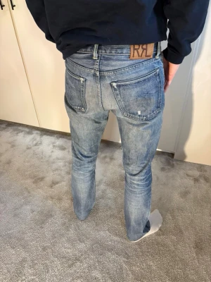 RRL Selvedge Jeans  - Storlek: W31 L32 || Skick: Mycket bra, har slitningar o fades men inga defekter alls. || Nypris: Ca 4000kr || Liknande produkter på profilen 🎉