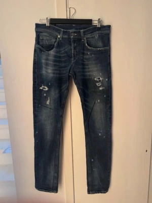 DonDup George - Tja, säljer ett par feta dondup George! Nypris ca: 4000kr (mitt pris: 1199kr)