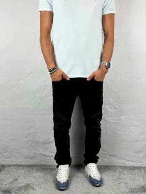 Replay jeans  - Ett par riktigt snygga jeans från Replay i storlek W30 L32 i modellen Anbbas Hyperflex 