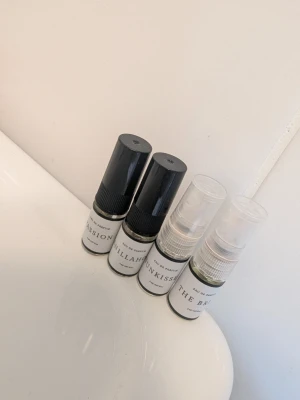 Parfymtesters från Curiosa - 4 tester från Curiosa med varierande mängd, se bild. Passion, Vannilaholic, Sunkissed och The Bride. 