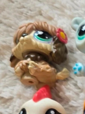 Littlest pet shop - Littlest pet shop Authentic hund #1816. Skriv till mig privat för fler bilder. Skick som på bilden. Kolla gärna in min profil för bundle😊💕