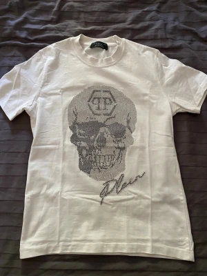 T-shirt Philipp Plein - Helt ny T-shirt.  Endast testad. Storlek M