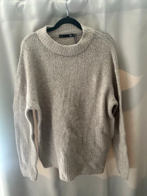 Oversized stickad tröja - En oversizedstickad tröja perfekt inför vinter och höst 🥰