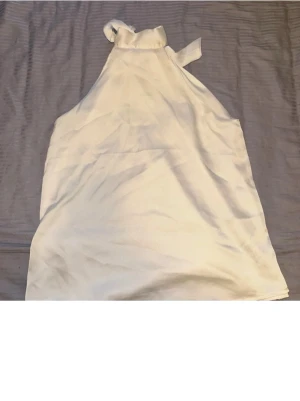Satin topp - Söt topp 