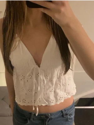 Topp  - Topp från Zara, helt oanvänd💗