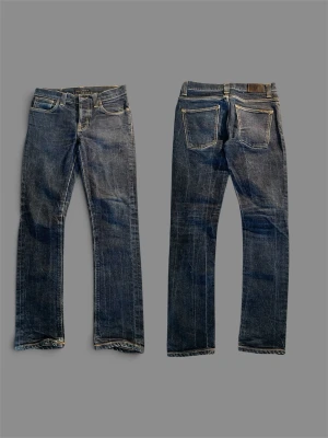Nudie jeans Lean Dean 30/32 *skön wash!) - Mycket eftertraktade Nudie jeans, modellen är Lean Dean, storlek 30/32, skick 10/10. Tveka ej på att höra av dig vid minsta fundering!