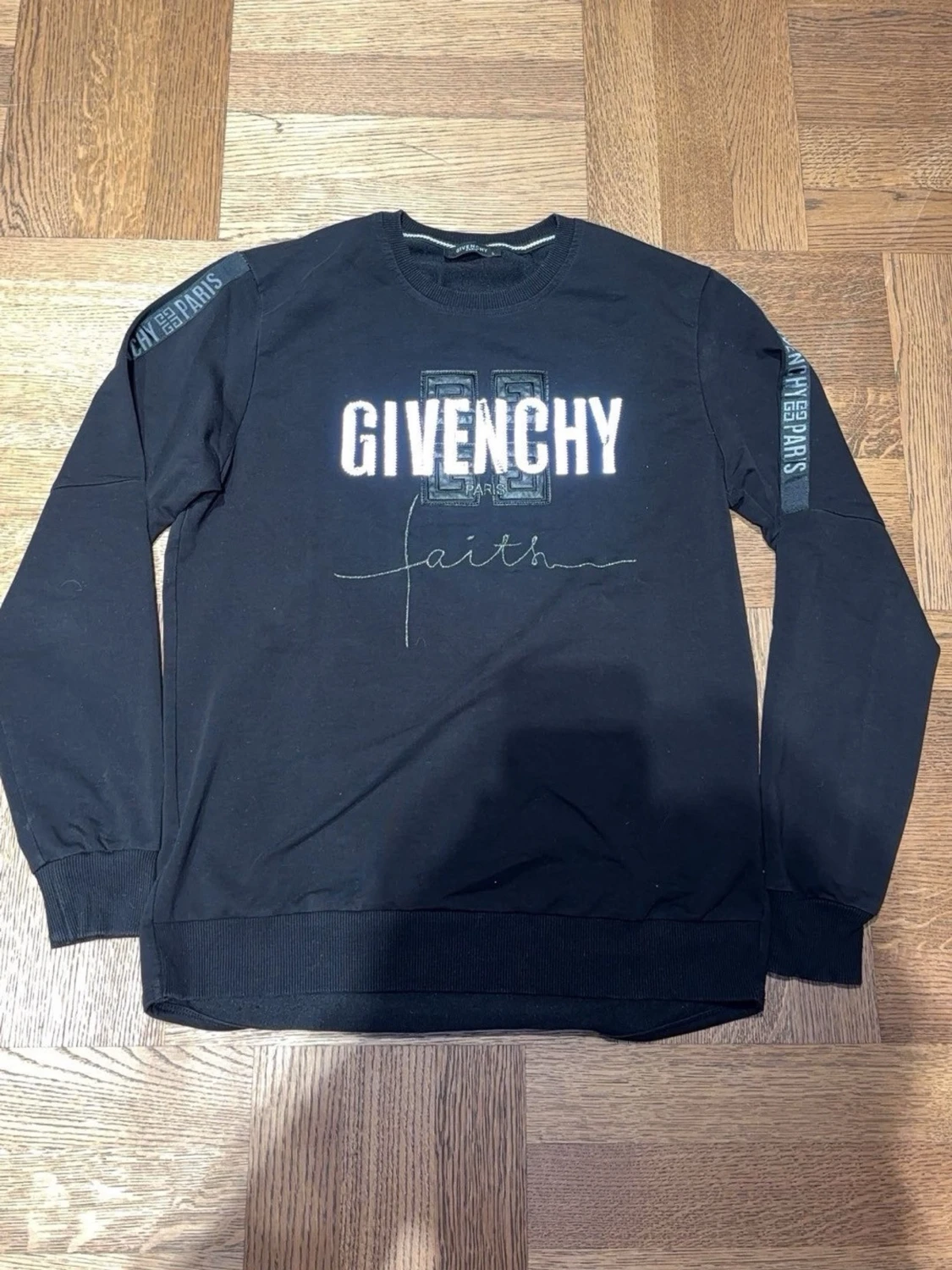 Svart sweatshirt Givenchy faith