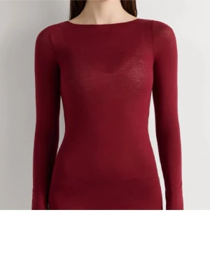 Mörkröd Intimissimi tröja  - Mörkröd intimissimi tröja i storlek S