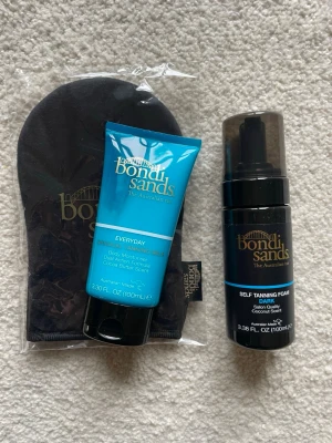 Bondi Sands brun utan sol-kit - Komplett brun utan sol-kit från Bondi Sands med  appliceringsvante, gradual tanning milk och self tanning diam dark. Helt oöppnat. 