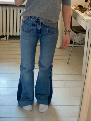 Bootcut jeans Wrangler - Bootcut jeans från Wrangler, storlek 29x30