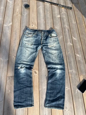 Nudie jeans selvedge 32 32 grim tim - Tjena! Säljer mina nudies då de inte passar mig längre. Passar 32 32 men är 34 34. Hör av er om ni har några frågor!