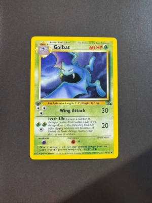 Golbat 34/62 Fossil set från 1999 - Golbat från setet Fossil som släpptes 1999. Väldigt god kvalitet för sin ålder, se bilder för egen bedömning.