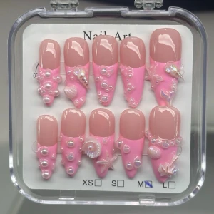 Almond L- Pearl lagoon - Handgjorda unika press ons. Storlek M: 12mm, 9,5mm, 10mm, 9,5mm, 8mm. 