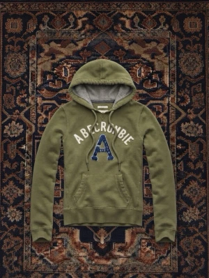 Sällsynt Abercrombie & Fitch Hoodie  - Sällsynt Abercrombie & Fitch Hoodie - storlek: M sitter mer som S - gott skick - vid frågor hör av er! Först till kvarn!