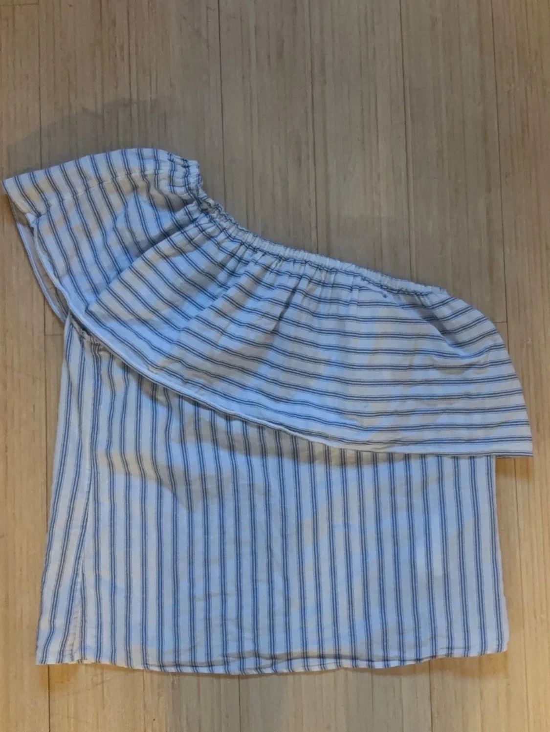 Off shoulder topp - 1
