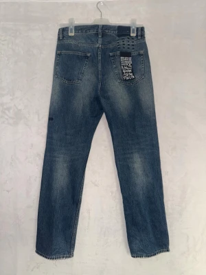 Ksubi Jeans - Säljer nu mina Ksubi ”Anti K Gasoline” eftersom att de ej kommer till användning. Skick: 9/10, Bara använda ett fåtal gånger. Nypris: Ca 2100kr. Skriv gärna om du undrar något!🙏