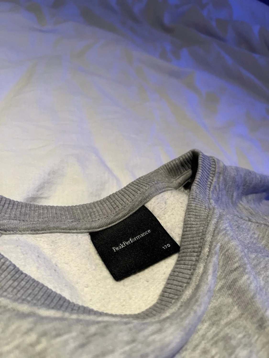 Grå sweatshirt Peak Performance - 2