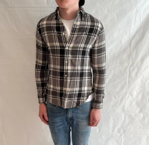 Polo Ralph Lauren Checked Shirt - Rutig herrskjorta i bomull, pre-owned i mycket bra skick.