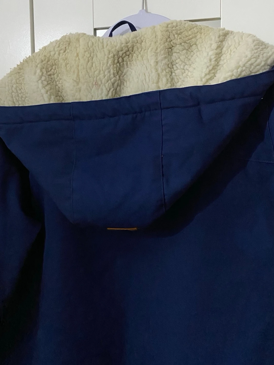 Mörkblå parkas med fuskpälsfoder - 3