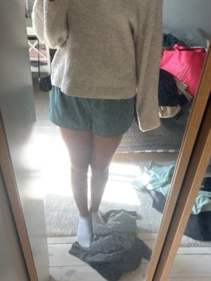Gina tröja - Tjock tröja från Gina tricot i ullblanding