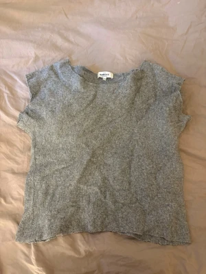 stickad off shoulder t shirt - supersöt off shoulder tröja från ISABELLA D.🩷