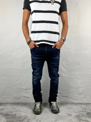 Nudie jeans  - Ett par snygga jeans från Nudie i storlek W32 L34 i modellen High Kai