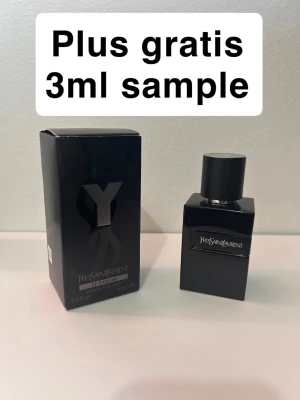 Ysl y le parfum - Ysl y le parfum nästintill helt full. Skickar även med en gratis sample, har några att välja mellan.