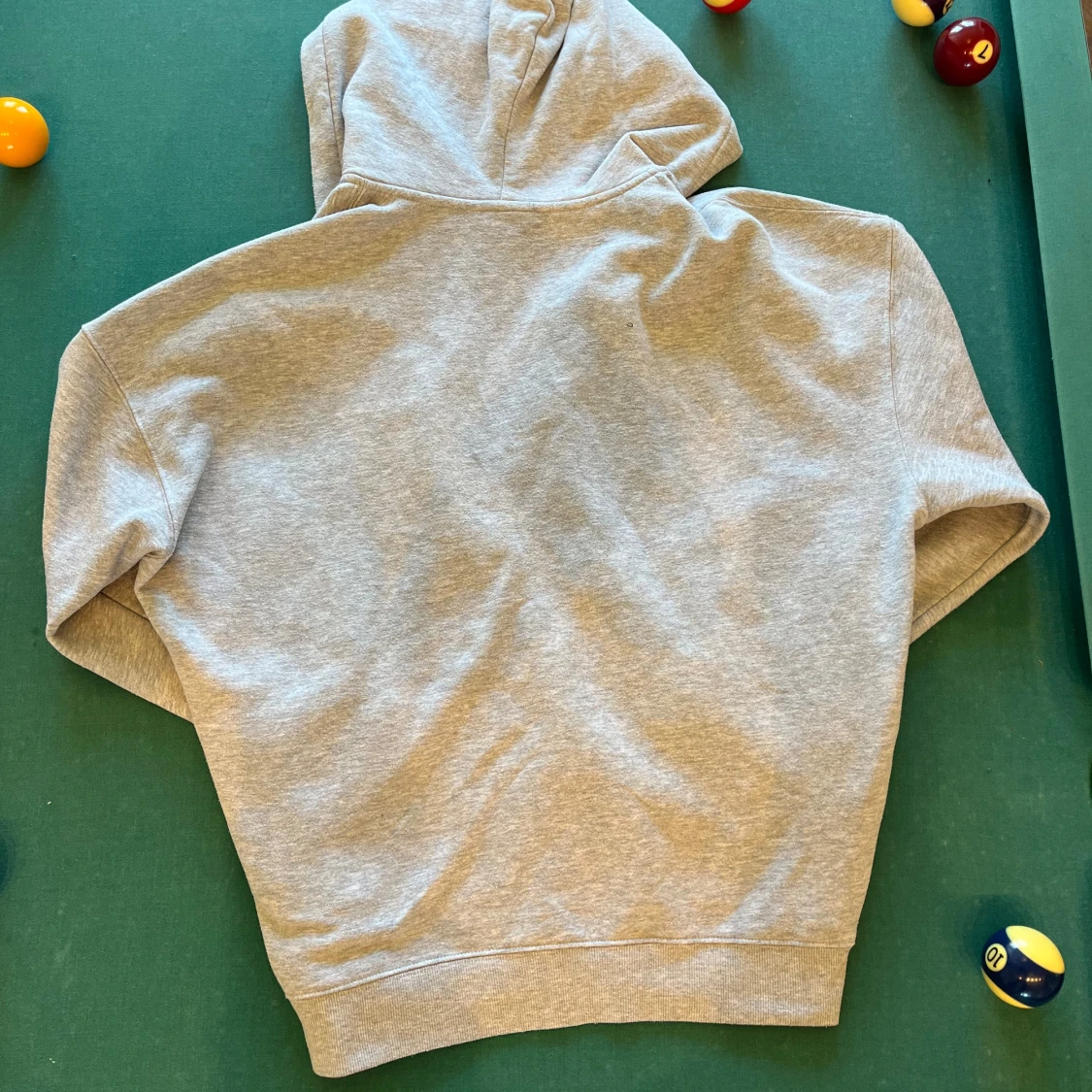 Grå hoodie zip up - 2