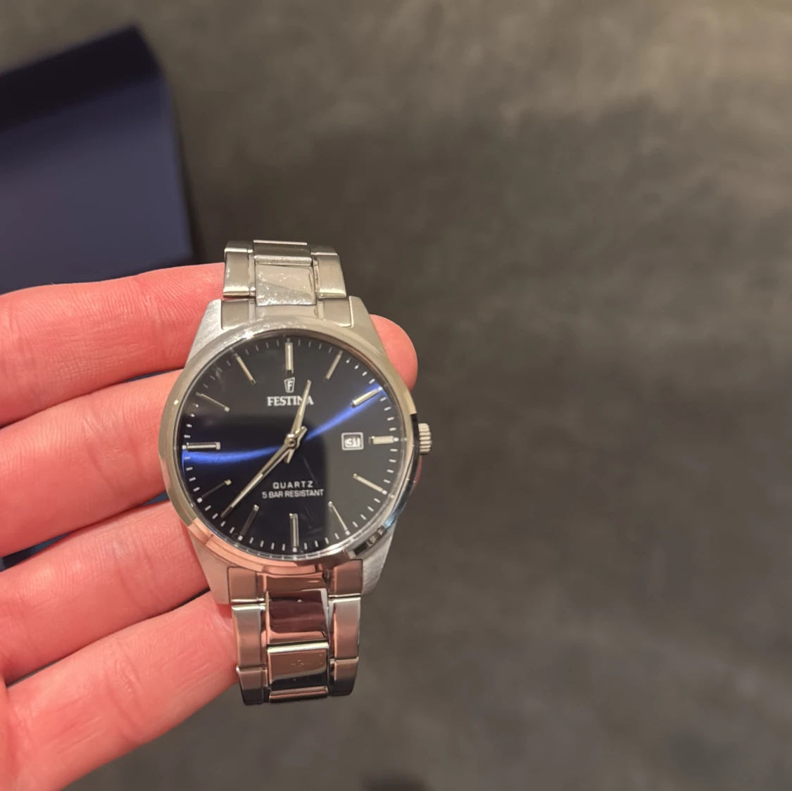 Silverfärgad klocka från Festina - 1