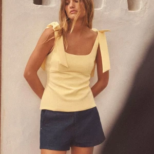 Gul topp från Zara - ny med prislapp💕