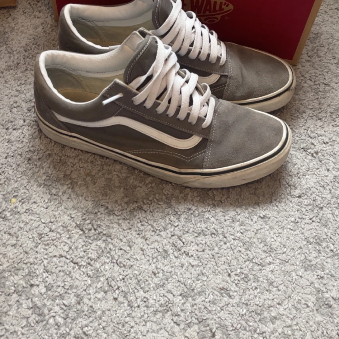 Gråa Vans sneakers - 1