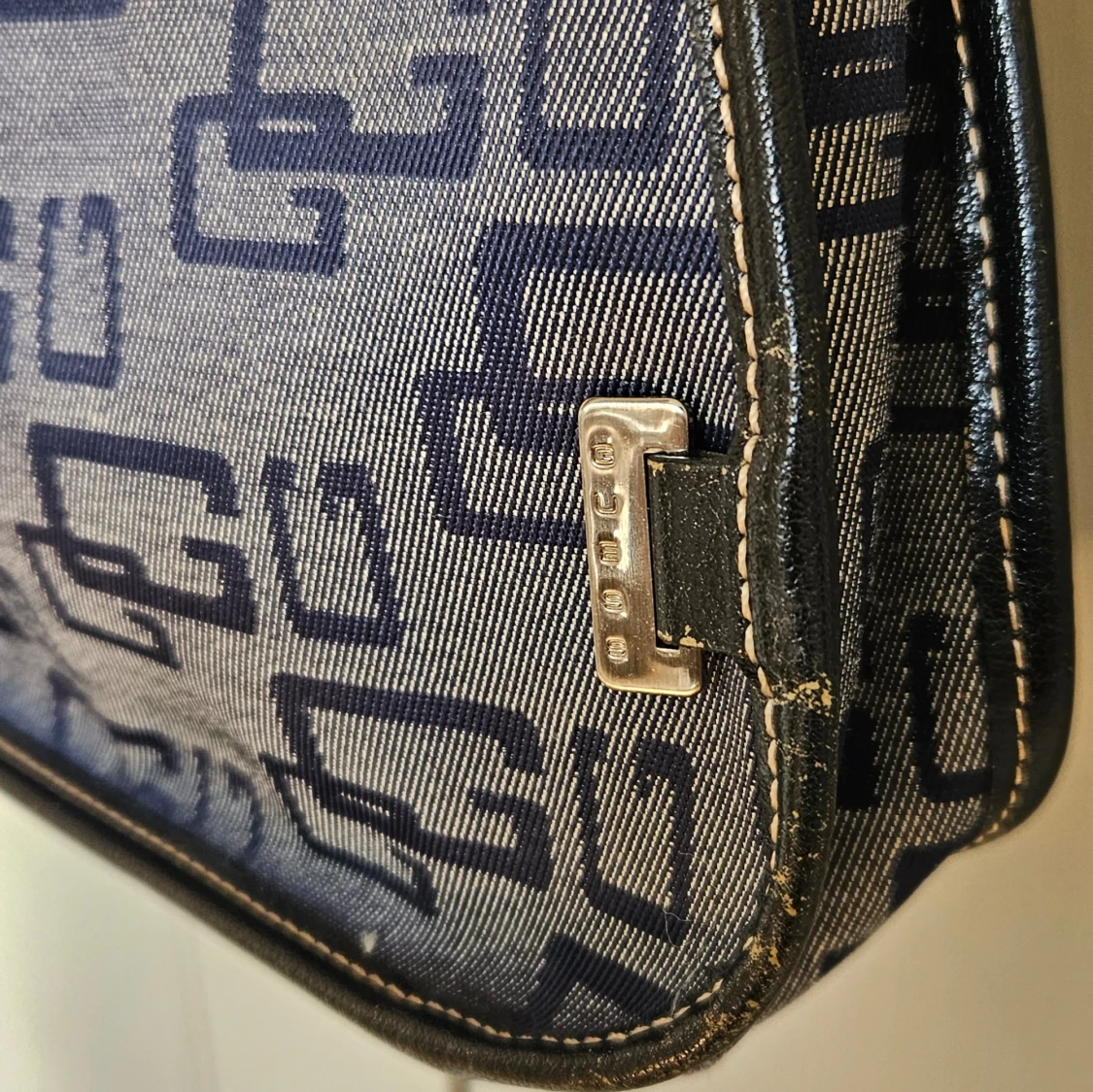 Guess vintage axelväska - 2