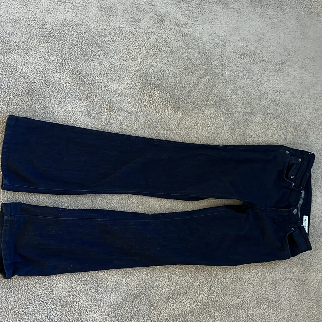 Mörkblå low waist bootcut jeans Zara - 1