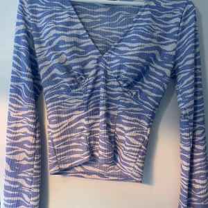 Zebramönstrad topp - Topp från Gina tricot, pris kan diskuteras🌸