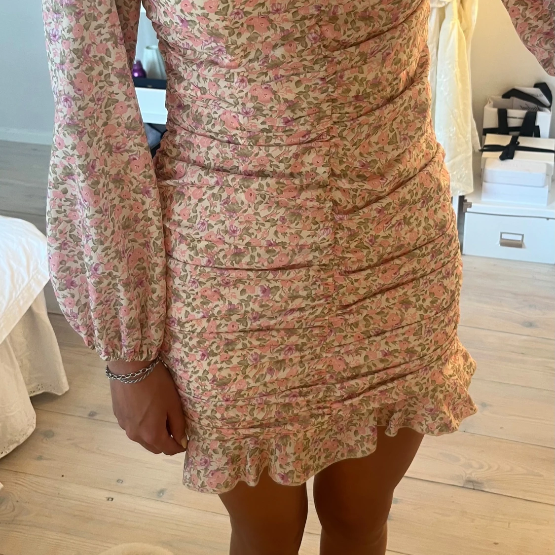  kortklänning från Nelly  - 1