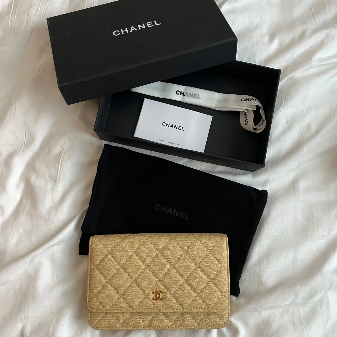 Butter yellow quiltad axelväska - 1