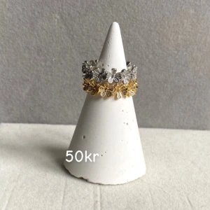 Ringar  - Frakt 22kr 