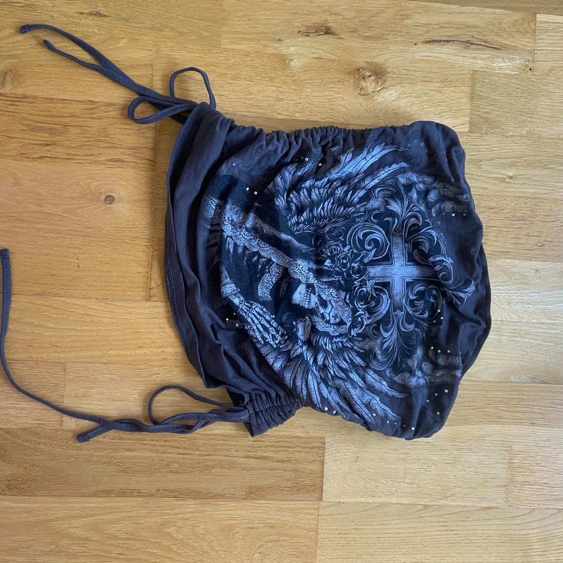 Grå tube topp med döskalletryck - 1