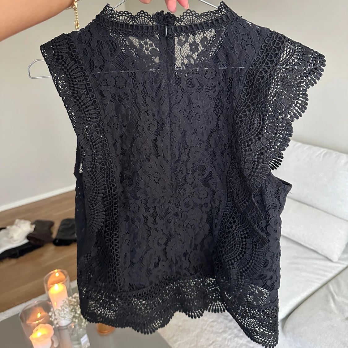 Svart spetsblus från ONLY - 1