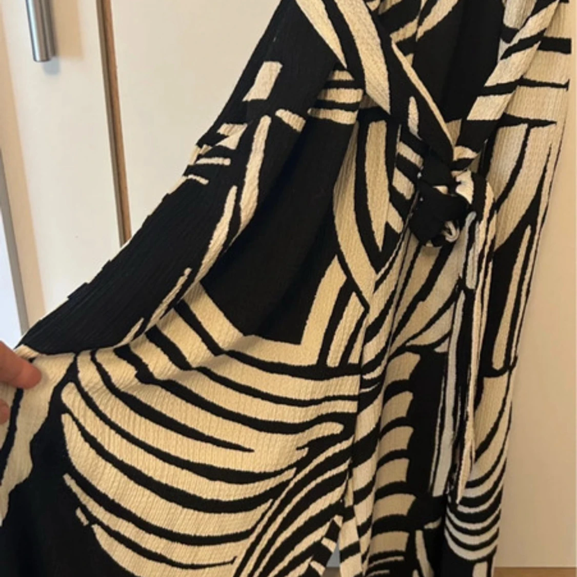Svartvit jumpo från H&M - 2